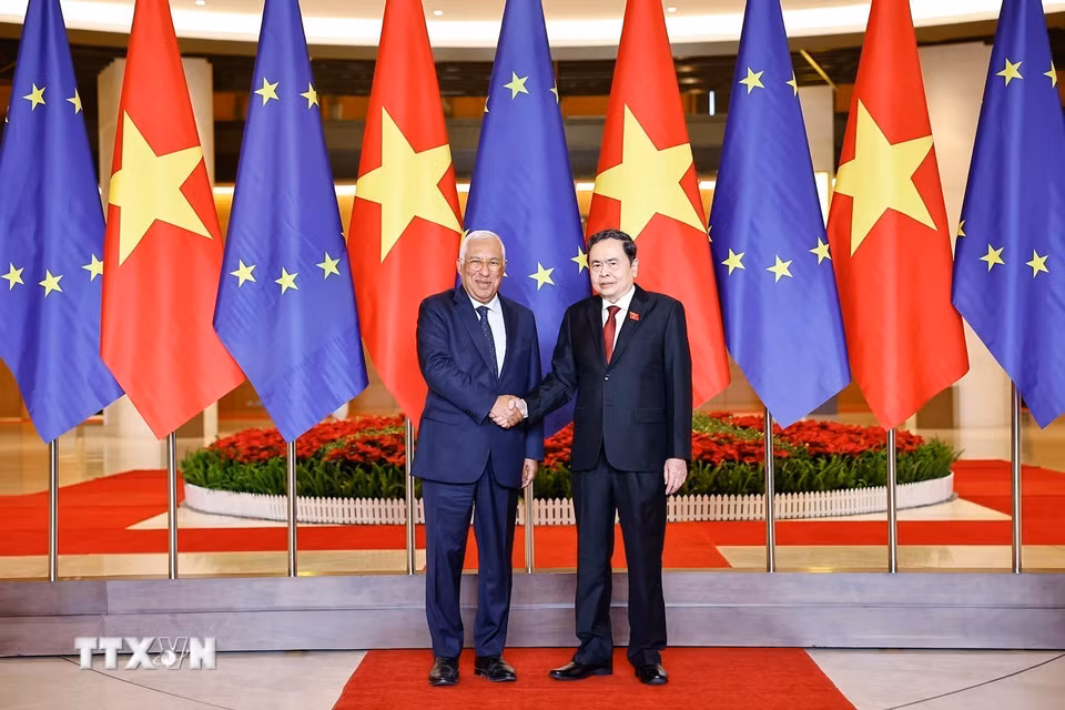 Chủ tịch Quốc hội Trần Thanh Mẫn hội kiến Chủ tịch Hội đồng châu Âu António Costa. (Ảnh: Doãn Tấn/TTXVN)