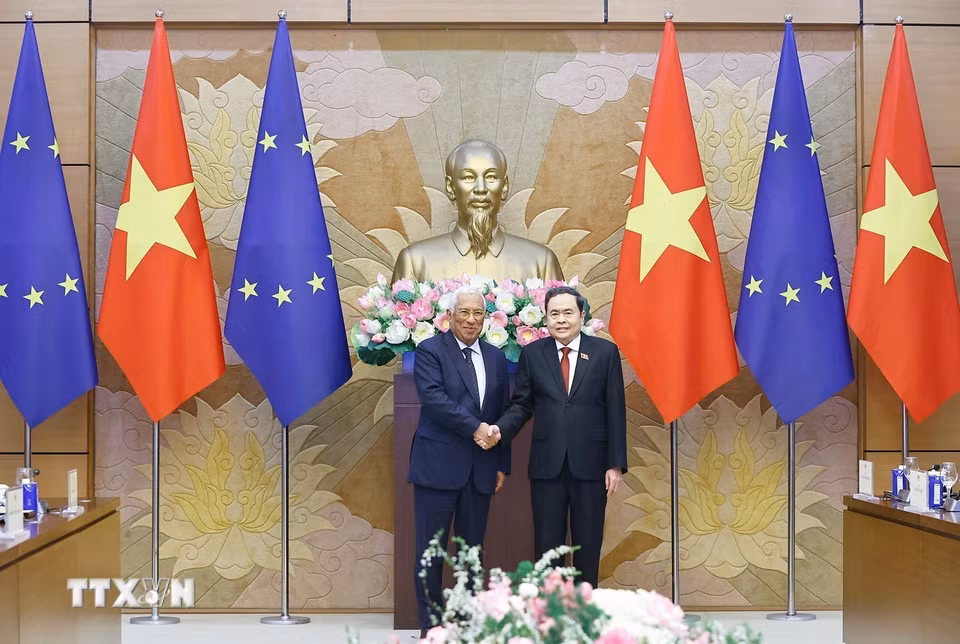 Chủ tịch Quốc hội Trần Thanh Mẫn hội kiến Chủ tịch Hội đồng châu Âu António Costa. (Ảnh: Doãn Tấn/TTXVN)