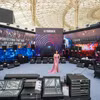 Triển lãm Quốc tế các thiết bị biểu diễn chuyên nghiệp – Plase Show Hà Nội 2026 quy tụ hàng chục thương hiệu âm thanh, ánh sáng và công nghệ sân khấu trong nước, quốc tế. (Ảnh: Minh Sơn/Vietnam+)