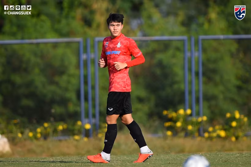 Thái Lan lách luật, bổ sung hai cầu thủ đá SEA Games 30 và U23 châu Á