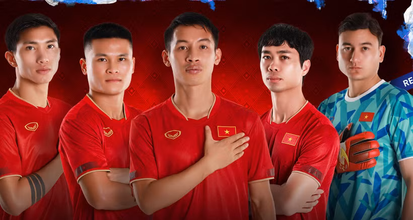 Nhóm tuyển thủ Việt Nam đã được trải nghiệm mẫu áo thi đấu mới trước khi lần đầu tiên sử dụng tại AFF Cup 2022. (Ảnh: Grand Sport) 