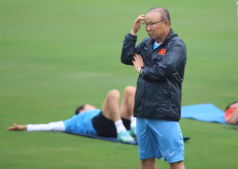 Huấn luyện viên Park Hang-seo tự tin tạo nên 'trận đấu trò' trước câu lạc bộ Borussia Dortmund. (Ảnh: PV/Vietnam+) 