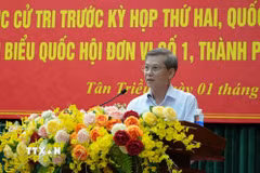 Đồng chí Lê Minh Trí, Ủy viên Bộ Chính trị, Bí thư Trung ương Đảng, Trưởng ban Nội chính Trung ương, phát biểu tại buổi tiếp xúc cử tri. (Ảnh: Công Phong/TTXVN)