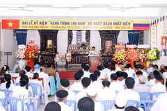 Lễ kỷ niệm “Hành trình 100 năm Ngày thành lập Đại đạo Tam kỳ Phổ độ.” (Ảnh: Xuân Khu/TTXVN)