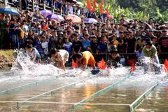 Lễ hội Tết cá của người Tày xã Mậu Duệ được tổ chức hằng năm. (Nguồn: Cổng thông tin điện tử tỉnh Tuyên Quang)
