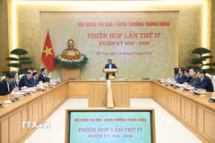 Thủ tướng Phạm Minh Chính chủ trì phiên họp lần thứ 17 của Hội đồng Thi đua-Khen thưởng Trung ương. (Ảnh: Dương Giang/TTXVN)