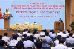 Thủ tướng Phạm Minh Chính chủ trì phiên họp. (Ảnh: Dương Giang/TTXVN)