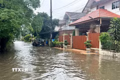 Khu Rom Klao, quận Lat Krabang, Bangkok ngập nặng trưa 26/9. (Ảnh: Trang Nhung/TTXVN)