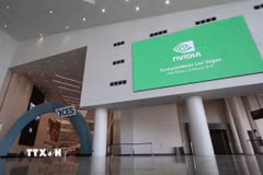 Giới thiệu về chip AI của Nvidia tại triển lãm điện tử tiêu dùng CES ở Las Vegas, Nevada, Mỹ, ngày 5/1/2026. (Ảnh: Yonhap/TTXVN)
