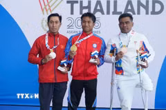 Vận động viên Nguyễn Ngọc Thiết giành huy chương Bạc 400m bơi tự do nam hạng thương tật S9. (Ảnh: TTXVN phát)