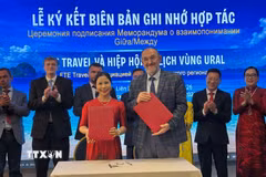 Doanh nghiệp hai bên ký MoU tại Hội nghị. (Ảnh: Tâm Hằng/TTXVN)