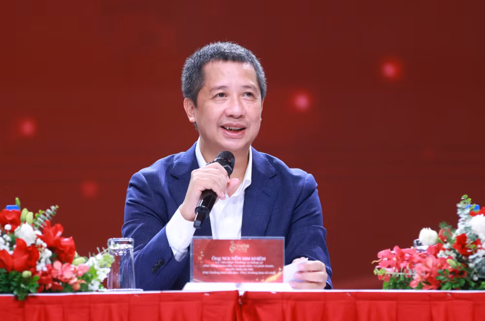 pho-truong-btc-cuoc-thi-thhn2026-nha-bao-nguyen-kim-khiem-giai-dap-nhieu-thong-tin-dang-chu-y-ve-mua-giai-nam-nay.jpg