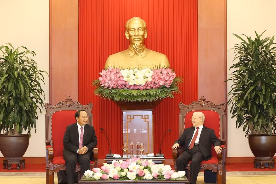  Tổng Bí thư Nguyễn Phú Trọng tiếp Ủy viên Bộ Chính trị, Thường trực Ban Bí thư Đảng Nhân dân Cách mạng Lào, Phó Chủ tịch nước Lào Bounthong Chitmany. (Ảnh: Trí Dũng/TTXVN)