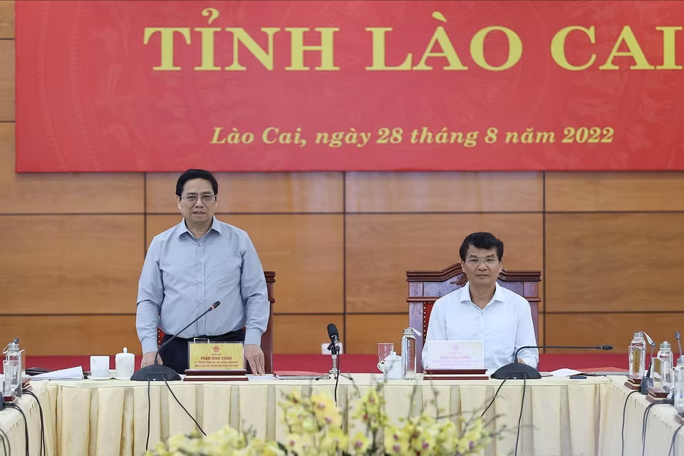 Thủ tướng Phạm Minh Chính phát biểu tại buổi làm việc với lãnh đạo chủ chốt tỉnh Lào Cai. (Ảnh: Dương Giang/TTXVN)