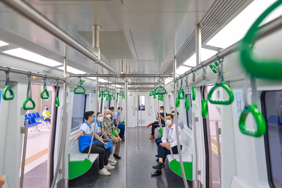 Toàn tuyến xây dựng một khu depot đặt tại phía Đông Nam ga tàu Hà Đông, diện tích khoảng 26,2 ha, bao gồm 17 đơn thể và các công trình ngoài trời liên quan, thiết bị công nghệ khu depot... Đây là dự án đường sắt đô thị đầu tiên tại Việt Nam áp dụng kỹ thuật Trung Quốc. (Ảnh: Minh Sơn/Vietnam+)