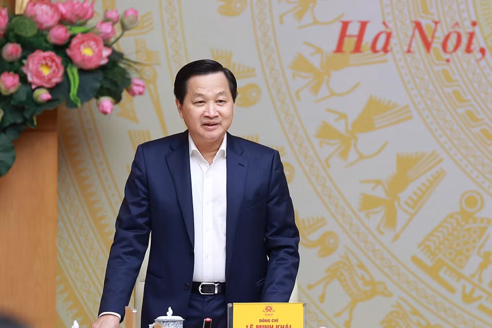 Phó Thủ tướng Lê Minh Khái điều hành thảo luận. (Ảnh: Dương Giang/TTXVN)