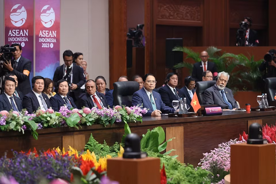 Thủ tướng Phạm Minh Chính và các thành viên đoàn Việt Nam tham dự Hội nghị Cấp cao ASEAN-Hoa Kỳ lần thứ 11. (Ảnh: Dương Giang/TTXVN)