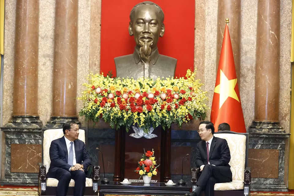 Hình ảnh Chủ tịch nước Võ Văn Thưởng tiếp Phó Thủ tướng, Bộ trưởng Ngoại giao và Hợp tác quốc tế Campuchia Prak Sokhonn. (Ảnh: Thống Nhất/TTXVN)