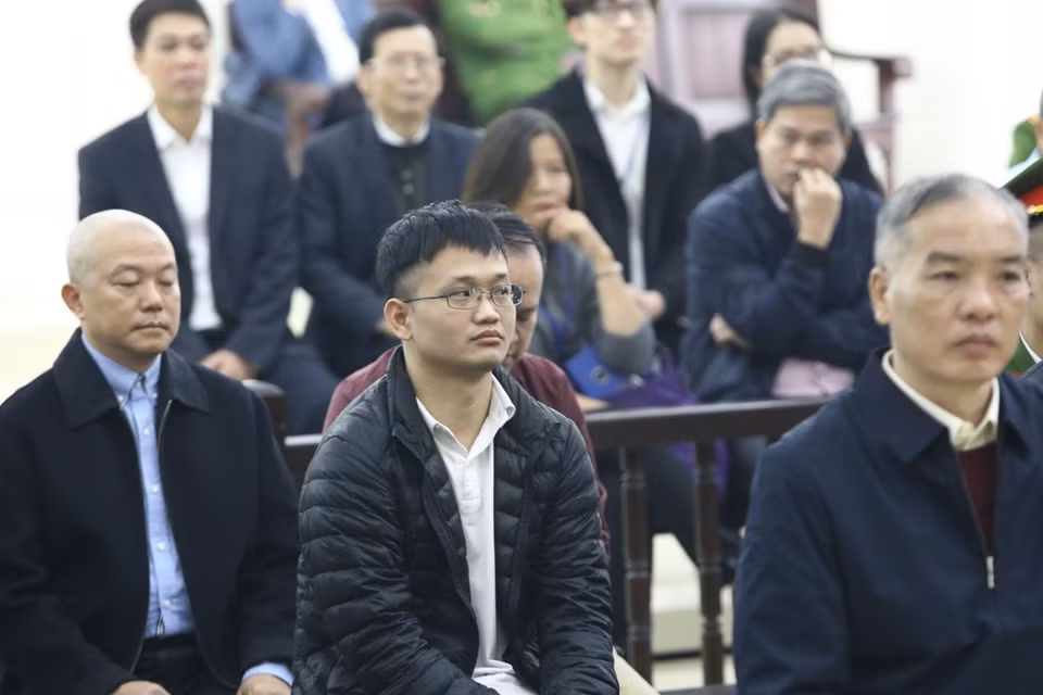 Các bị cáo tại phiên tòa. (Ảnh: Văn Điệp/TTXVN)