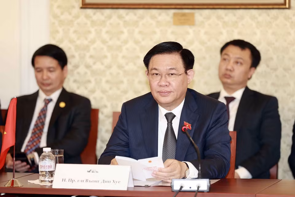 Chủ tịch Quốc hội Vương Đình Huệ phát biểu tại hội đàm. (Ảnh: Doãn Tấn/TTXVN)