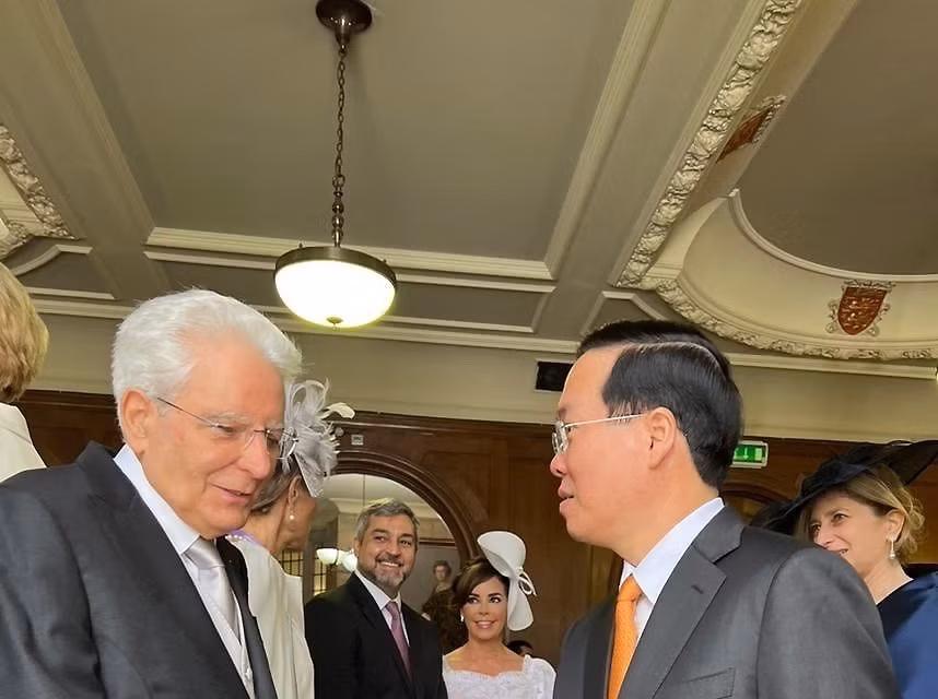 Chủ tịch nước Võ Văn Thưởng gặp Tổng thống Italy Sergio Mattarella. (Ảnh: TTXVN phát)
