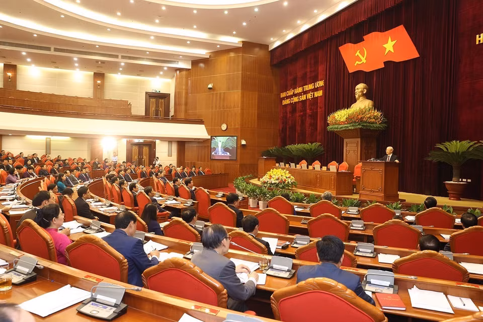 Tổng Bí thư Nguyễn Phú Trọng phát biểu bế mạc Hội nghị Trung ương giữa nhiệm kỳ khóa XIII. (Ảnh: Trí Dũng/TTXVN)