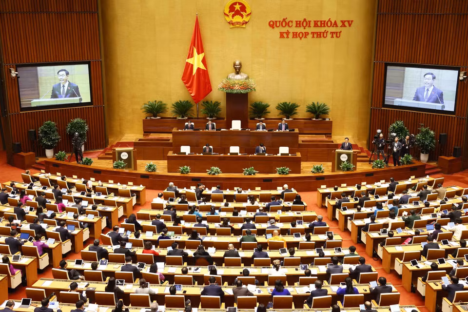 Tại kỳ họp này, Quốc hội dự kiến xem xét, thông qua 7 luật, 3 nghị quyết quy phạm pháp luật và cho ý kiến về 7 dự án luật khác; đồng thời xem xét các báo cáo về tình hình kinh tế-xã hội, ngân sách nhà nước; tiến hành chất vấn và trả lời chất vấn; xem xét báo cáo của một số cơ quan; tiến hành giám sát chuyên đề; xem xét quyết định về nhân sự và một số vấn đề quan trọng khác... (Ảnh: TTXVN)