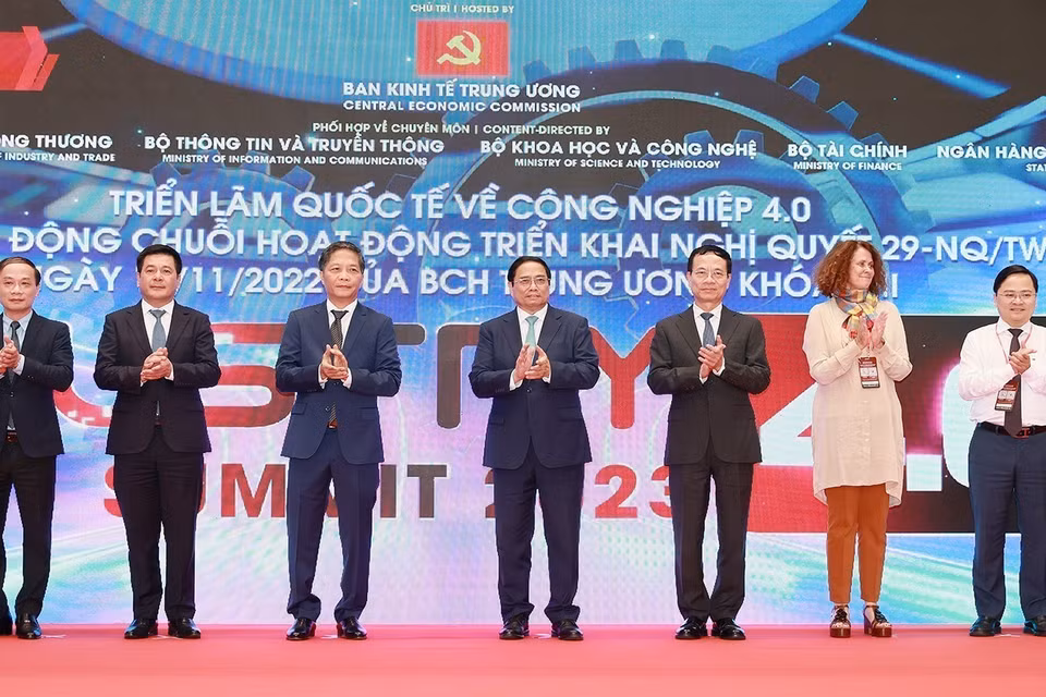 Chiều 14/6/2023, tại Hà Nội, Thủ tướng Phạm Minh Chính dự và phát biểu tại Phiên toàn thể của Diễn đàn cấp cao và Triển lãm Quốc tế về Công nghiệp 4.0 năm 2023. (Ảnh: Dương Giang/TTXVN)