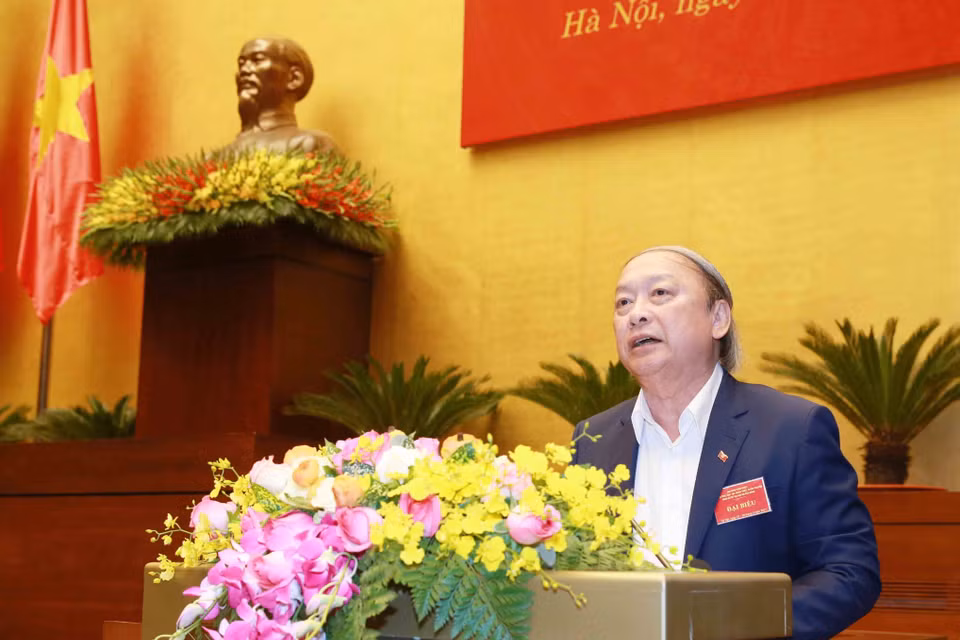 Ông Võ Văn Phuông, Phó Trưởng ban thường trực Ban Tuyên giáo Trung ương, tuyên bố lý do, giới thiệu đại biểu dự Hội nghị. (Ảnh: Phương Hoa/TTXVN)