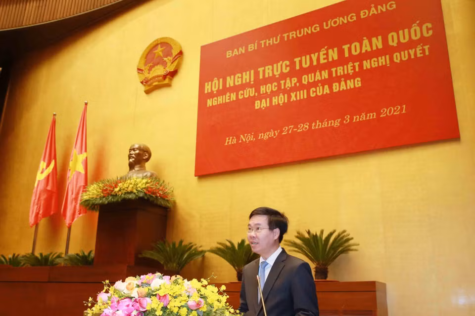 Ông Võ Văn Thưởng, Ủy viên Bộ Chính trị, Thường trực Ban Bí thư phát biểu khai mạc, chỉ đạo hội nghị. (Ảnh: Phương Hoa/TTXVN)