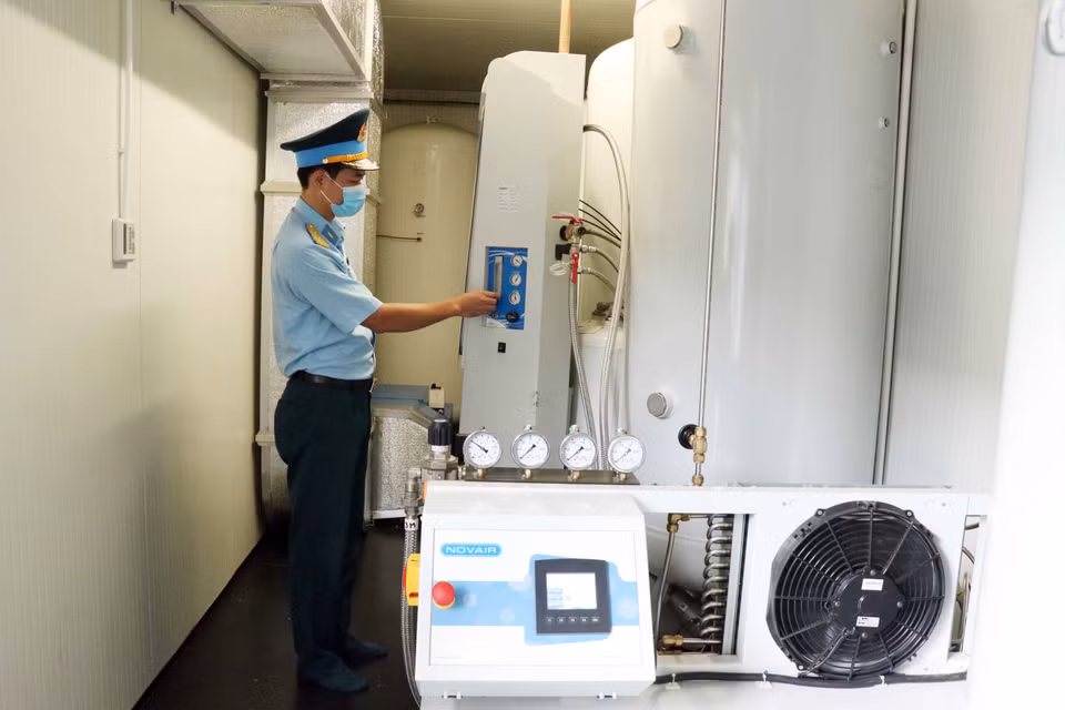 Oxy được sản xuất theo công nghệ PSA, đạt tiêu chuẩn 99,5% theo thiết kế. (Ảnh: Xuân Khu/TTXVN)