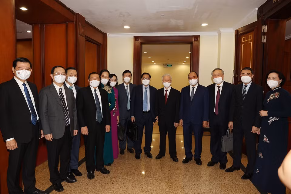 Tổng Bí thư Nguyễn Phú Trọng cùng các đồng chí lãnh đạo Đảng, Nhà nước và các đại biểu dự hội nghị. (Ảnh: Trí Dũng/TTXVN)