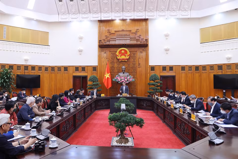 Quang cảnh buổi làm việc của Thủ tướng Phạm Minh Chính với Liên hiệp các Hội Văn học nghệ thuật Việt Nam. (Ảnh: Dương Giang/TTXVN)