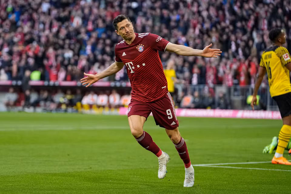 Đây cũng là pha lập công thứ 33 của chân sút người Ba Lan tại Bundesliga mùa này. (Nguồn: FcBayern)