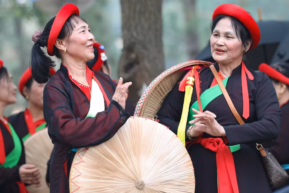Về với hội Lim là dịp về với một vùng nước non kỳ thú, về với sinh hoạt văn hóa dân gian đặc sắc nhất của Kinh Bắc - Bắc Ninh và tham dự sinh hoạt văn hóa Quan họ - Di sản văn hóa phi vật thể của nhân loại. (Ảnh: Thanh Tùng/TTXVN)