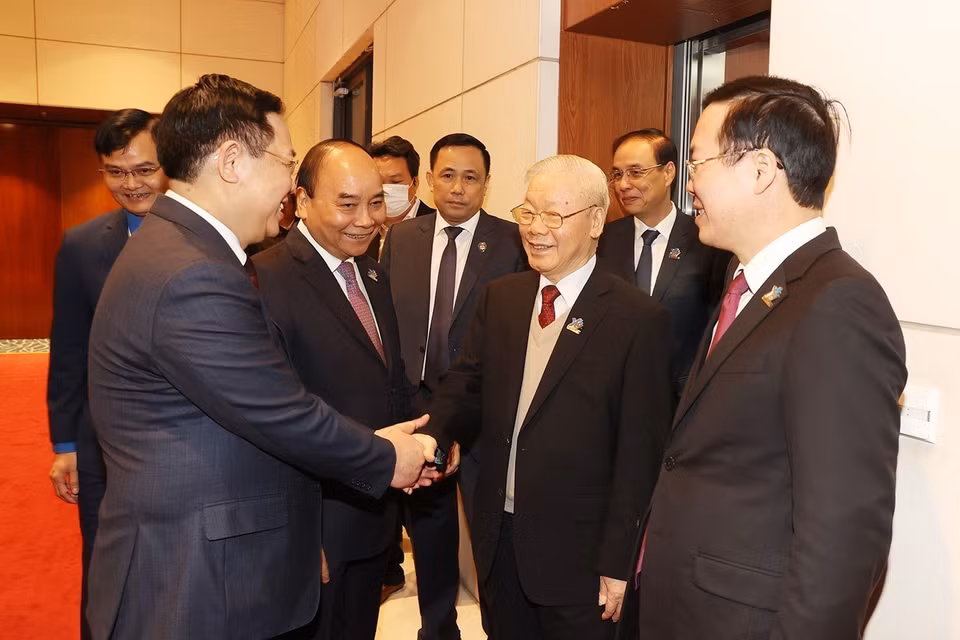Tổng Bí thư Nguyễn Phú Trọng với các vị lãnh đạo đạo Đảng, Nhà nước dự lễ khai mạc. (Ảnh: Trí Dũng/TTXVN)
