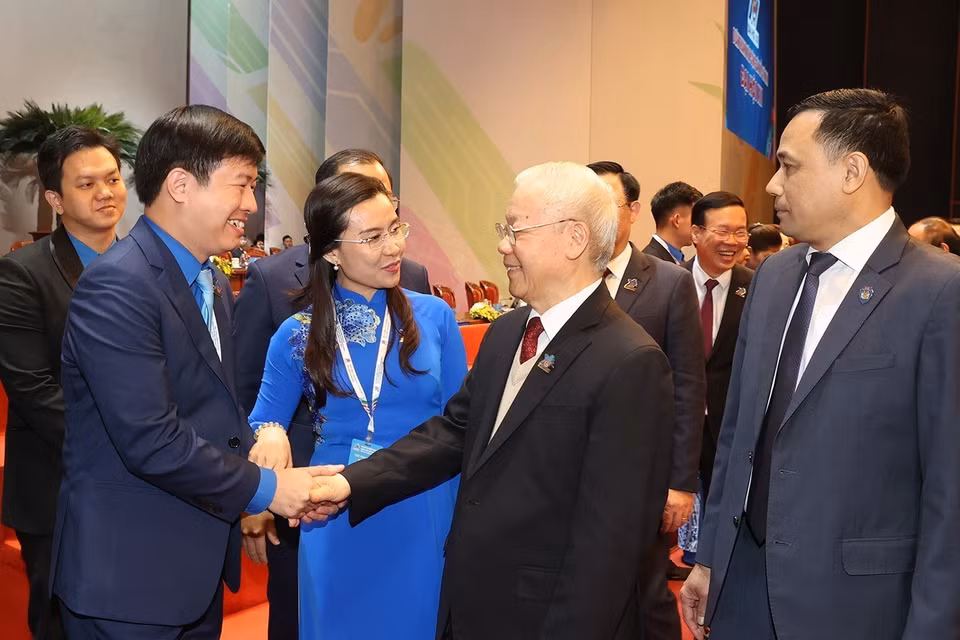 Tổng Bí thư Nguyễn Phú Trọng với các đại biểu dự đại hội. (Ảnh: Trí Dũng/TTXVN)