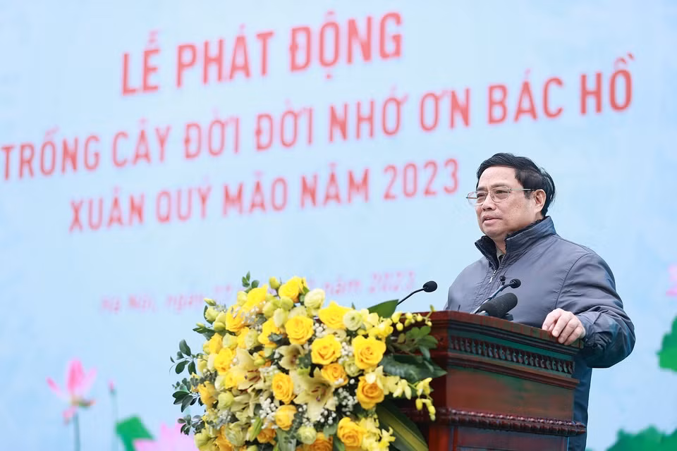 Thủ tướng Phạm Minh Chính phát động Tết trồng cây đời đời nhớ ơn Bác Hồ. (Ảnh: Dương Giang/TTXVN)