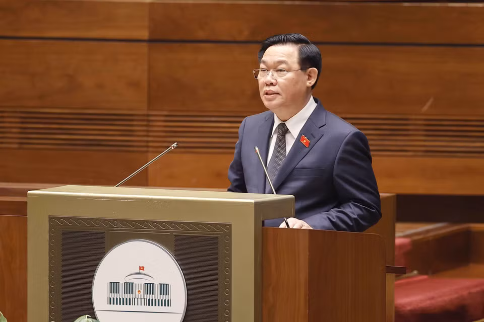 Chủ tịch Quốc hội Vương Đình Huệ phát biểu bế mạc kỳ họp.(Ảnh: Doãn Tấn/TTXVN)