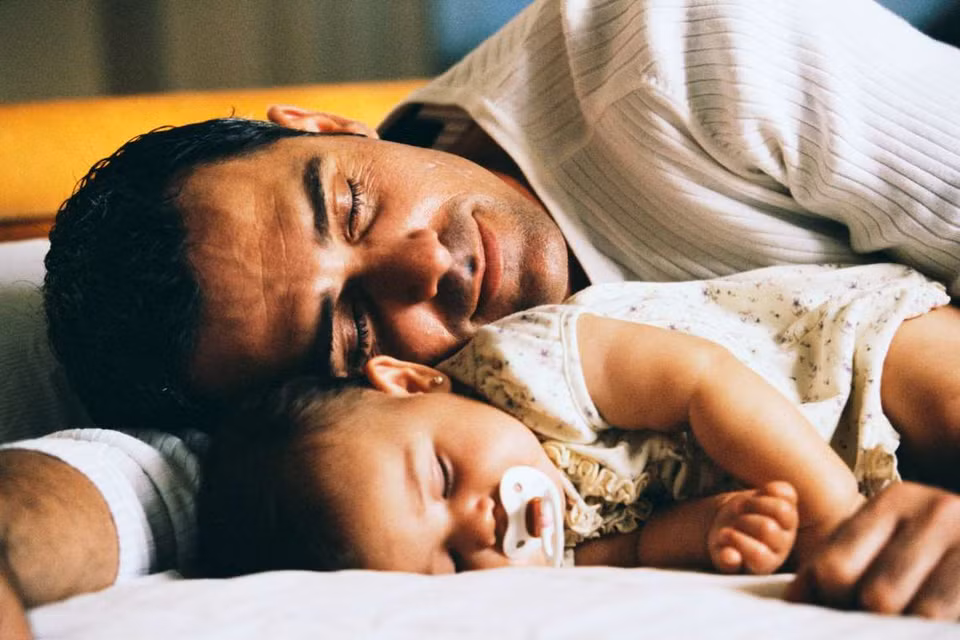 Khi tinh thần thoải mái bạn có thể ngủ ngon hơn. (Nguồn: Corbis)
