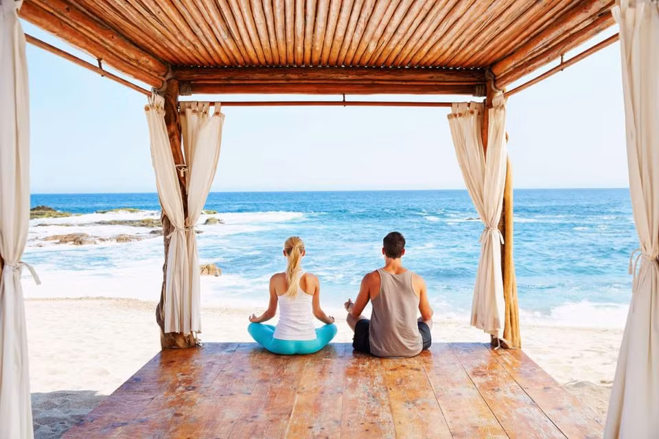Tập yoga giúp tăng sự linh hoạt và sự dẻo dai, sức bền cho cơ thể, giúp cơ thể khỏe mạnh hơn, cải thiện hoạt động của các hệ cơ quan. (Nguồn: Blend Images)