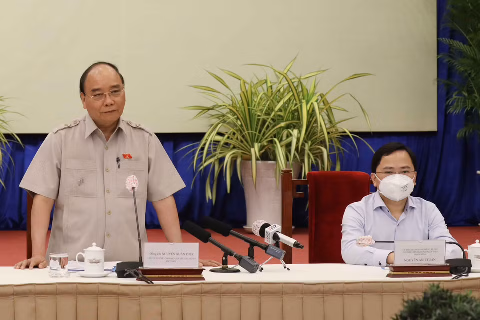 Chủ tịch nước Nguyễn Xuân Phúc phát biểu tại buổi gặp mặt Hội Doanh nhân trẻ Việt Nam nhân kỷ niệm Ngày Doanh nhân Việt Nam 13/10. (Ảnh: Thống Nhất/TTXVN)