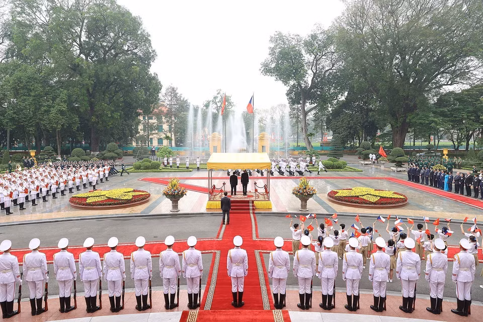 Quang cảnh Lễ đón Thủ tướng Cộng hòa Séc Petr Fiala thăm chính thức Việt Nam. (Ảnh: Dương Giang/TTXVN)