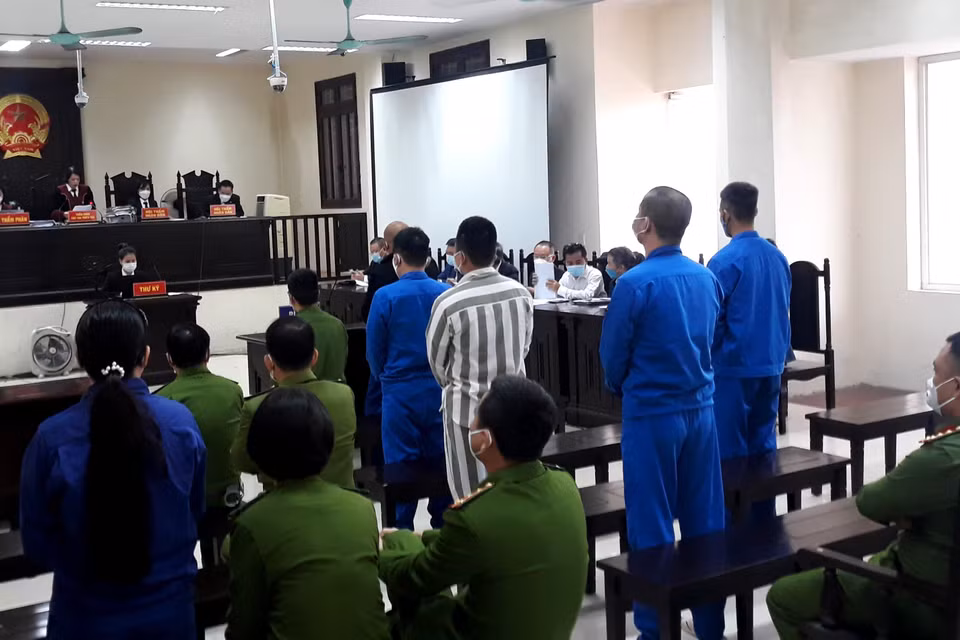 Quang cảnh phiên xét xử. (Ảnh: Thế Duyệt/TTXVN)