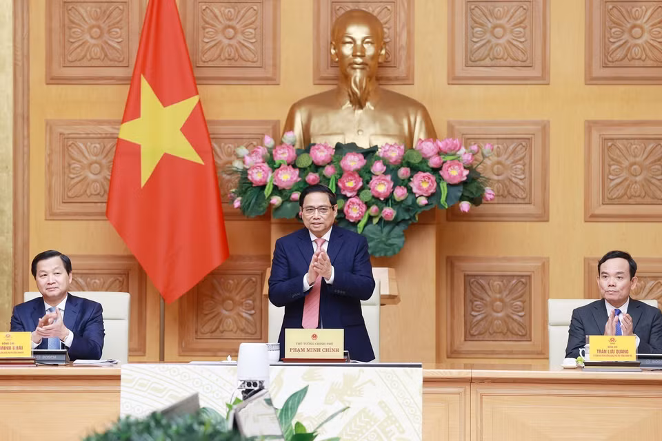 Thủ tướng Chính phủ Phạm Minh Chính tiếp đoàn Trưởng cơ quan đại diện của Việt Nam tại nước ngoài. (Ảnh: Dương Giang/TTXVN)