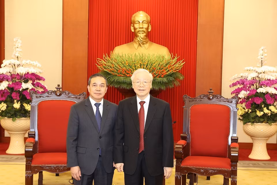 Chiều 20/9, Tổng Bí thư Nguyễn Phú Trọng tiếp Đại sứ Đặc mệnh toàn quyền nước Cộng hòa Dân chủ Nhân dân Lào Sengphet Houngboungnuang. (Ảnh: Trí Dũng/TTXVN)