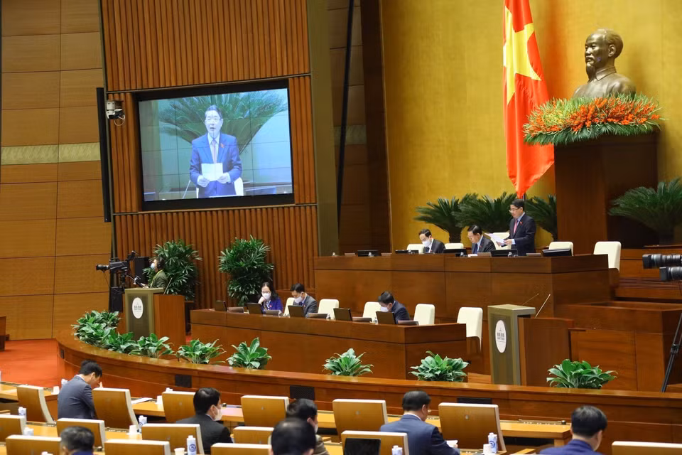 Phó Chủ tịch Quốc hội Nguyễn Đức Hải điều hành phiên họp.(Ảnh: Văn Điệp/TTXVN)