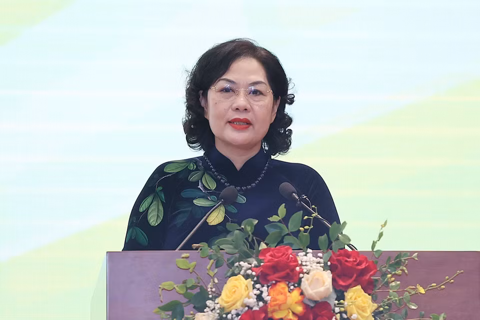 Thống đốc Ngân hàng Nhà nước Việt Nam Nguyễn Thị Hồng phát biểu khai mạc hội nghị. (Ảnh: Dương Giang/TTXVN)