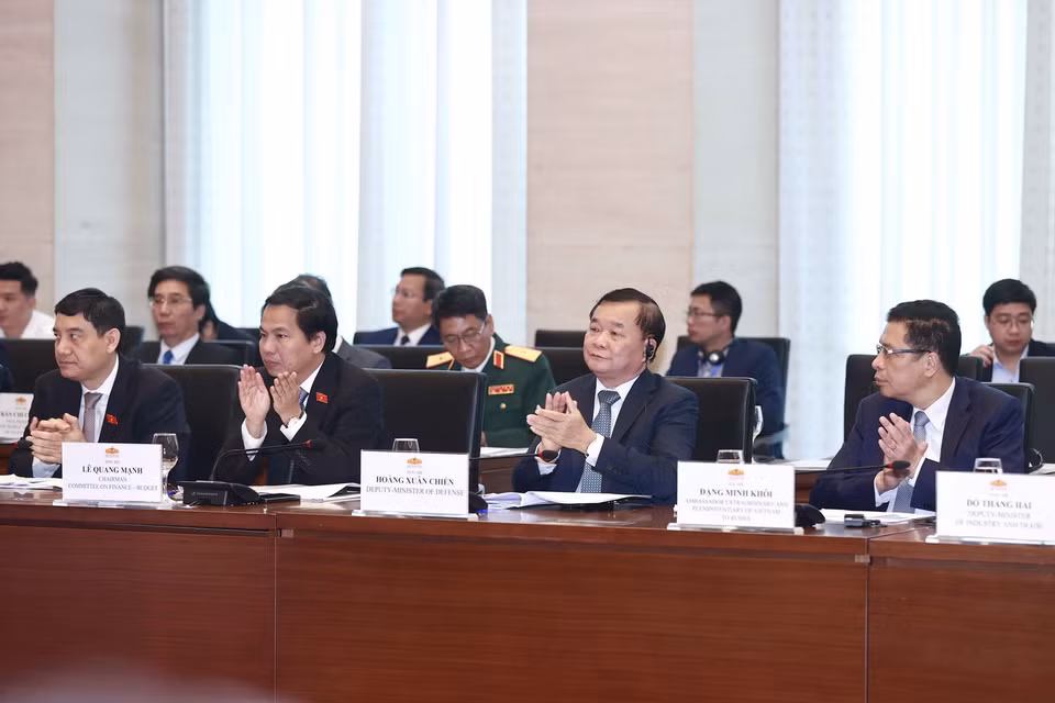 Đại biểu đoàn Việt Nam dự Phiên họp. (Ảnh: Doãn Tấn/TTXVN)