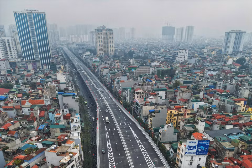 Đường Vành đai 2 trên cao thông xe sáng 11/1. (Ảnh: Tuấn Anh/TTXVN)